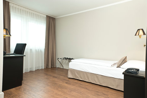Einzelzimmer single rooms TRYP by Wyndham Hotel Munich North Neufahrn Bayern | © TRYP by Wyndham Munich North